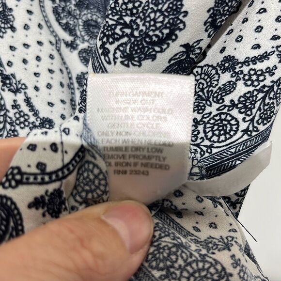 Soho New York & Company Women's Black White Paisley Zip Sleeveless Blouse XL - Picture 11 of 11